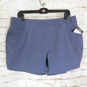 NWT Eddie Bauer Women's ClimaTrail Shorts Size P14 in Dark Mulberry